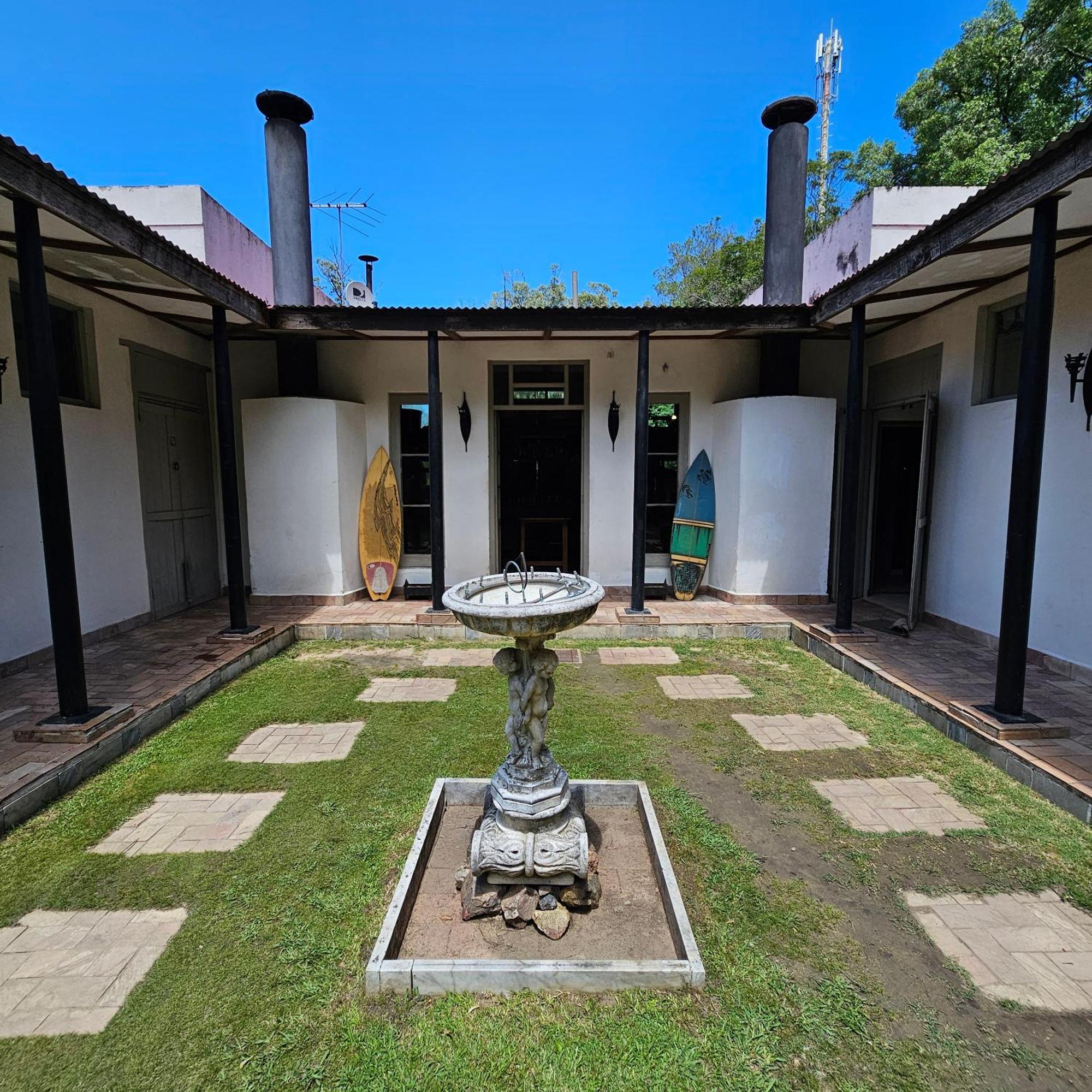 Hostel Punta Ballena Bar Punta del Este Ngoại thất bức ảnh
